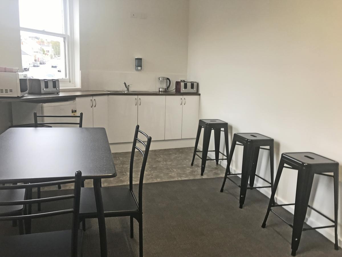 לונסטון Okeefes Hotel Backpackers מראה חיצוני תמונה